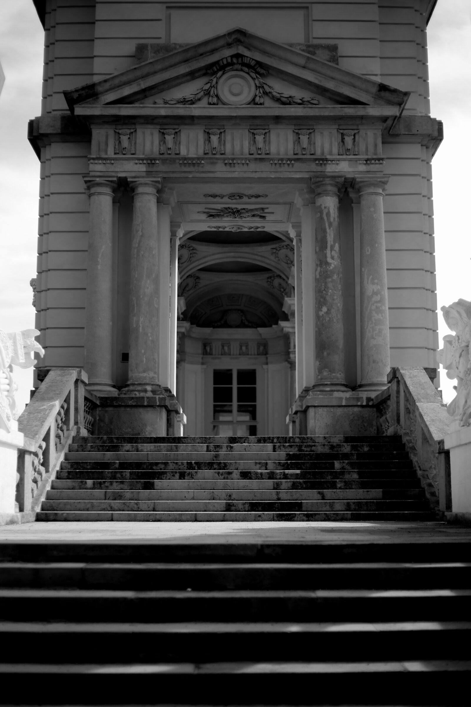Canon EOS 6D + Canon EF 50mm F1.8 STM sample photo. Architecture, step, building photography
