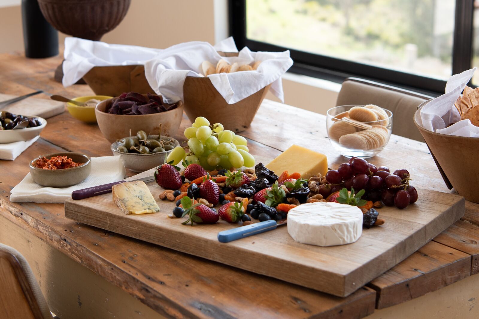 Nikon D750 sample photo. Cheese, fruit, cheese platter photography