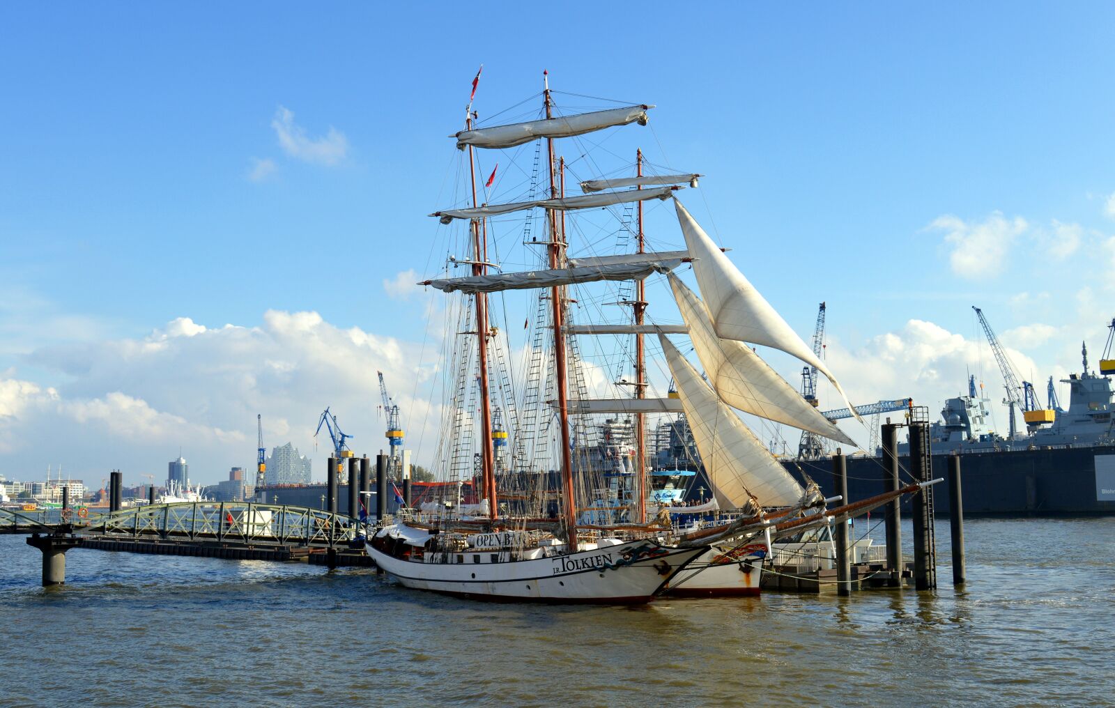 Nikon D3200 sample photo. Ship, sailing vessel, port photography