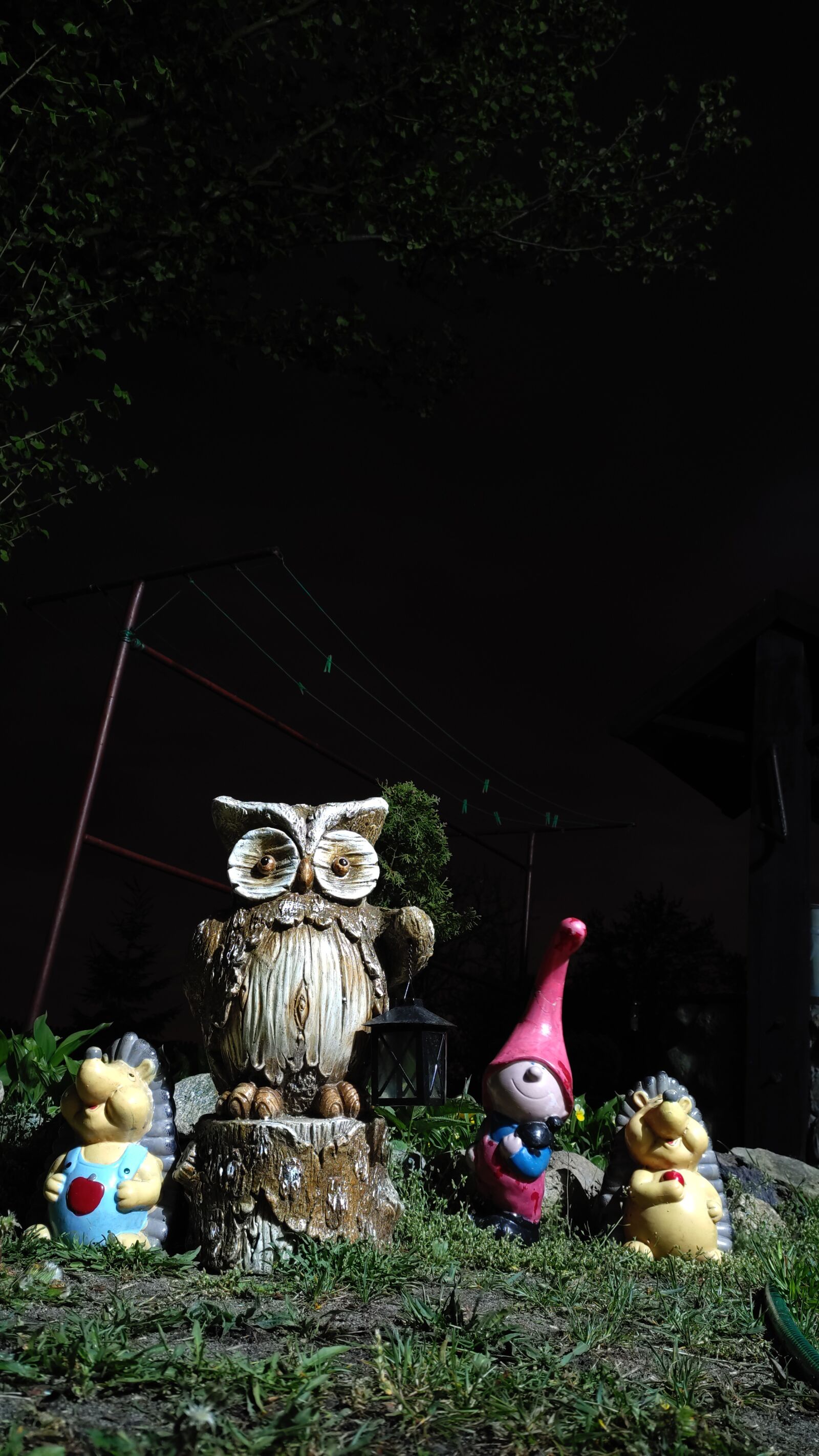 Xiaomi Mi 9T sample photo. Night, garden, figurines photography