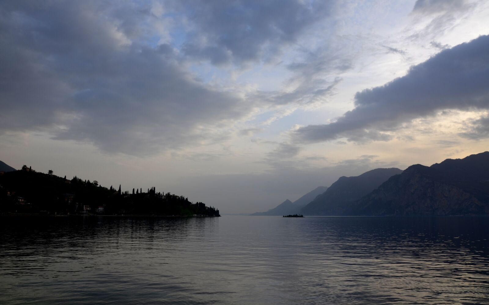 Nikon D5100 sample photo. Water, nature, panoramic photography