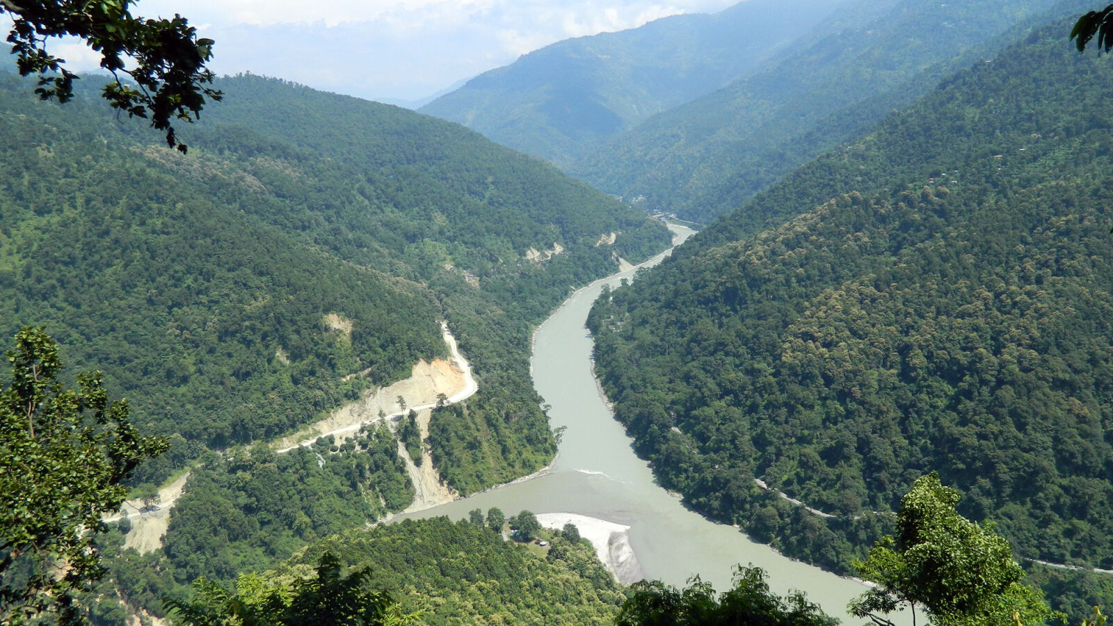 Nikon Coolpix L120 sample photo. Mountain, river, river photography