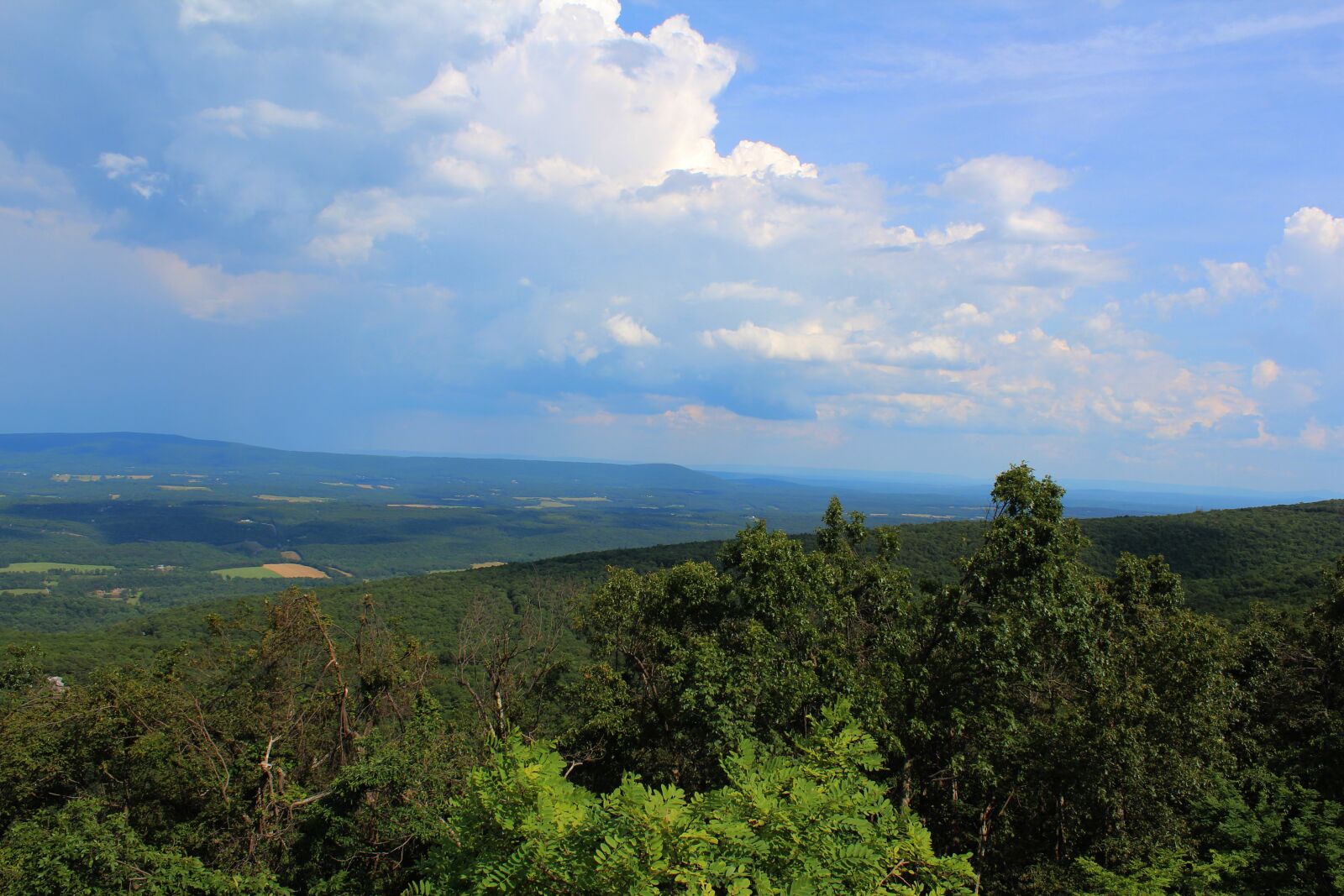 Canon EF-S 18-55mm F3.5-5.6 IS II sample photo. Shenandoah valley, virginia, mountains photography