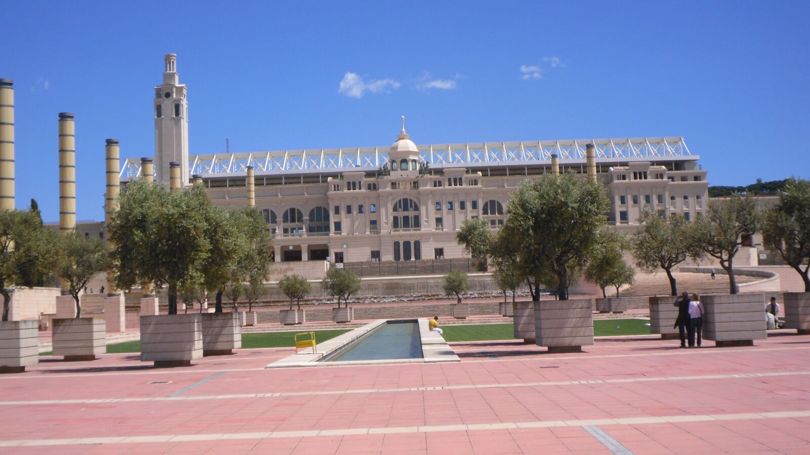 Samsung PL80/VLUU PL80/ SL630/ PL81 sample photo. Barcelona, olympic stadium, forecourt photography