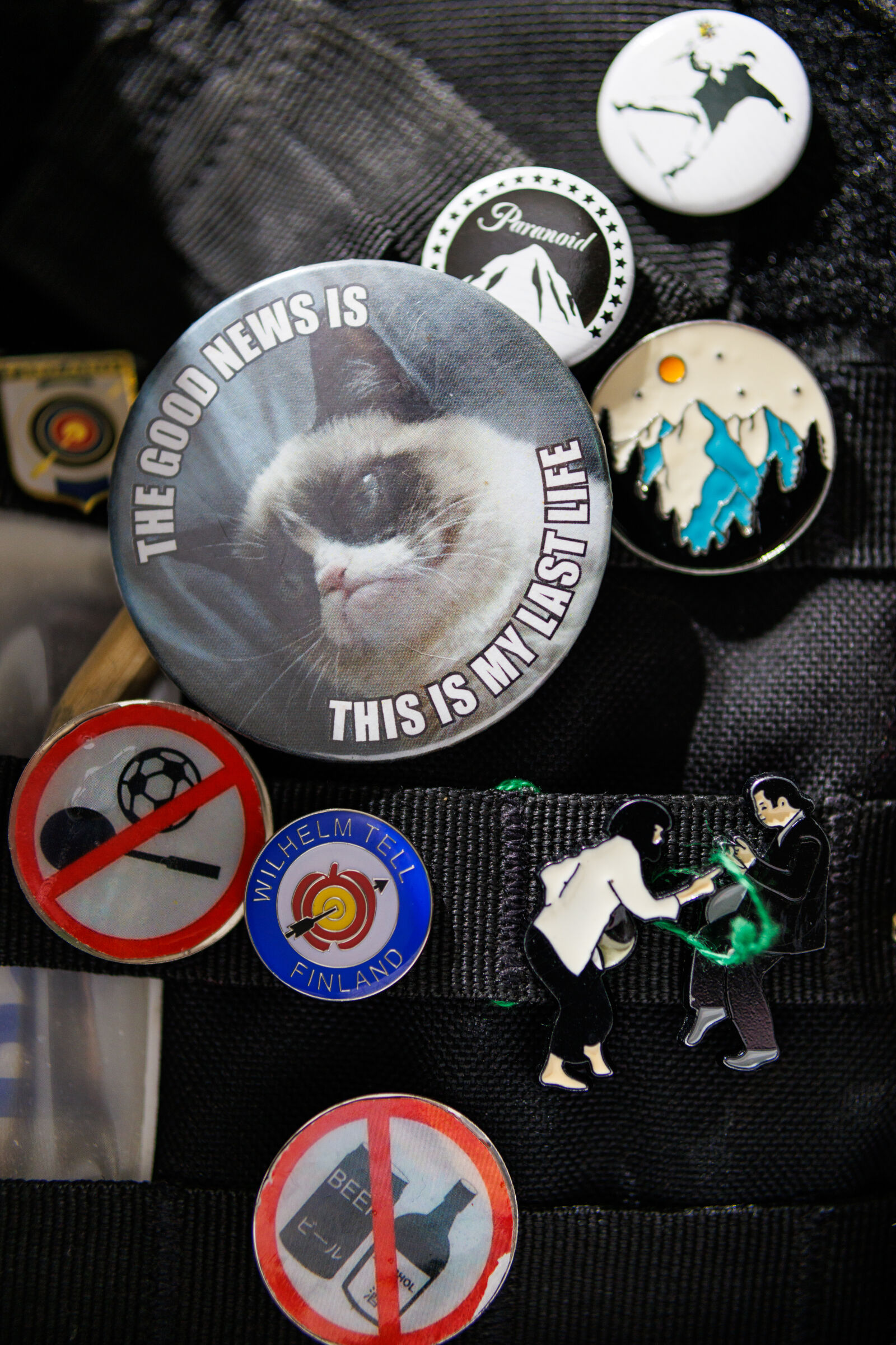 Sigma 56mm F1.4 DC DN | C sample photo. Badges message photography
