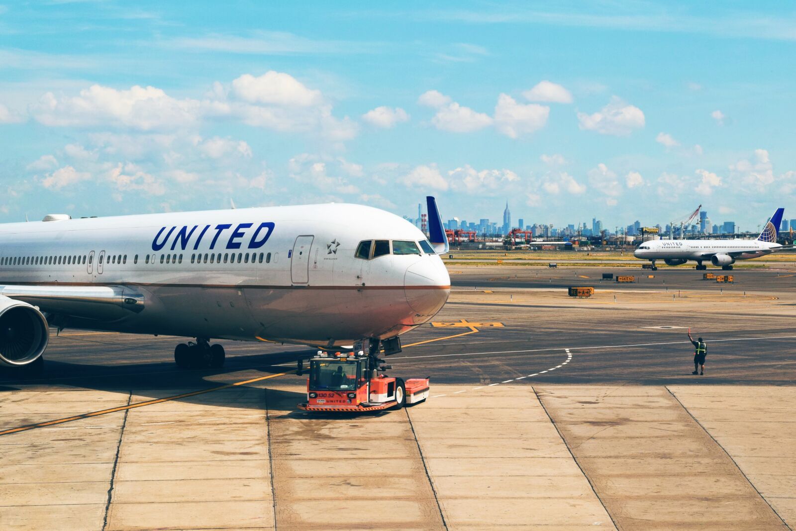 Nikon D3300 sample photo. Airplane, travel, adventure photography