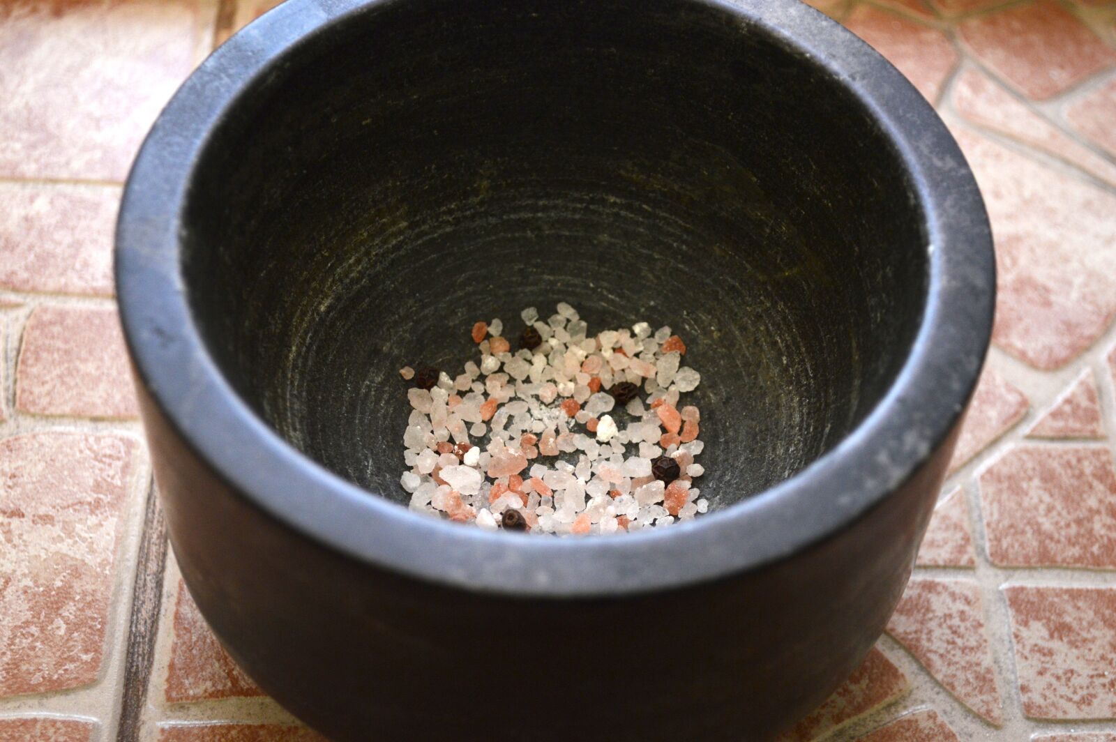 Nikon D3200 sample photo. Bowl, food, pots photography