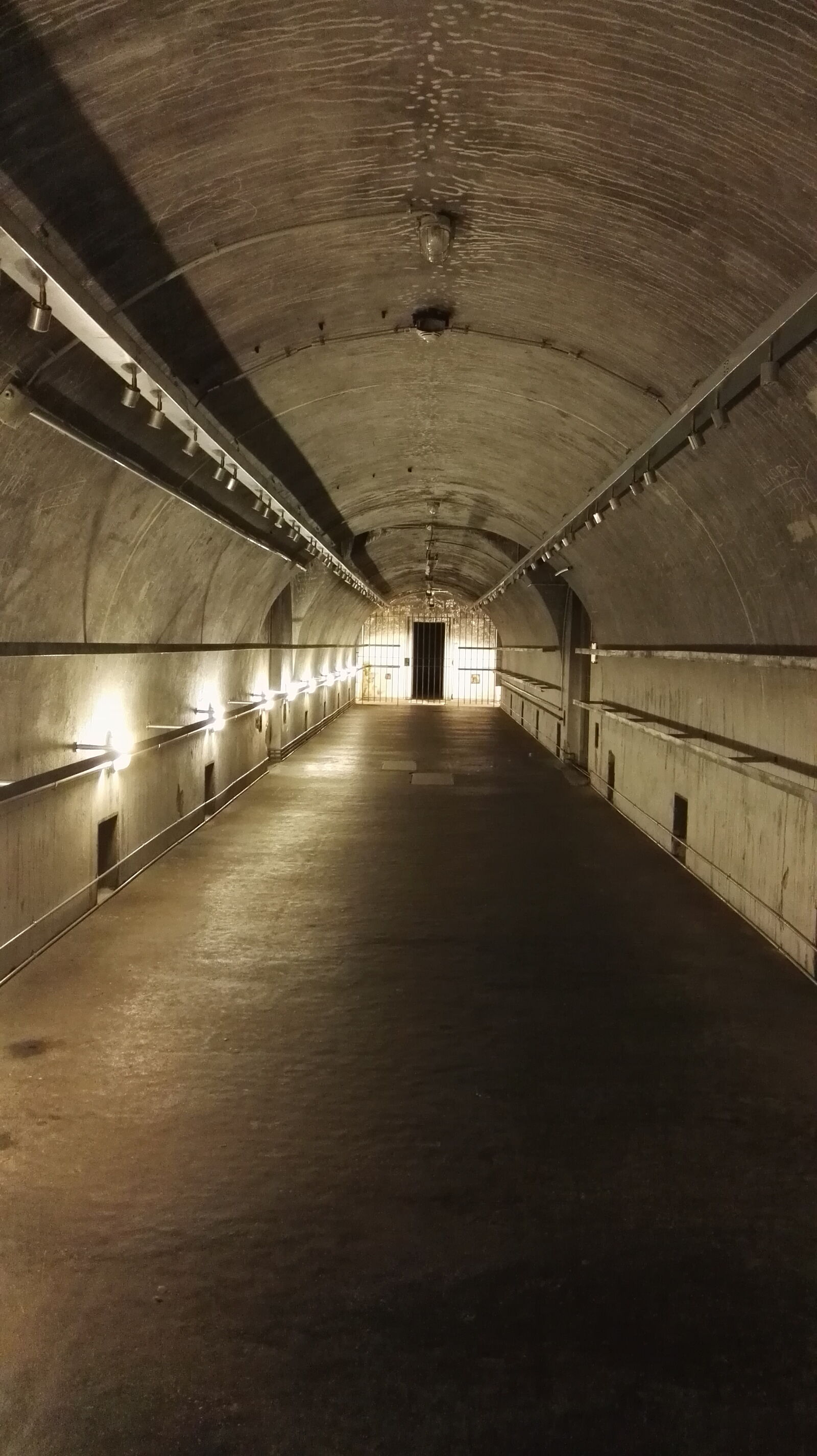 HUAWEI P8 sample photo. Corridor, history, passage, tunnel photography