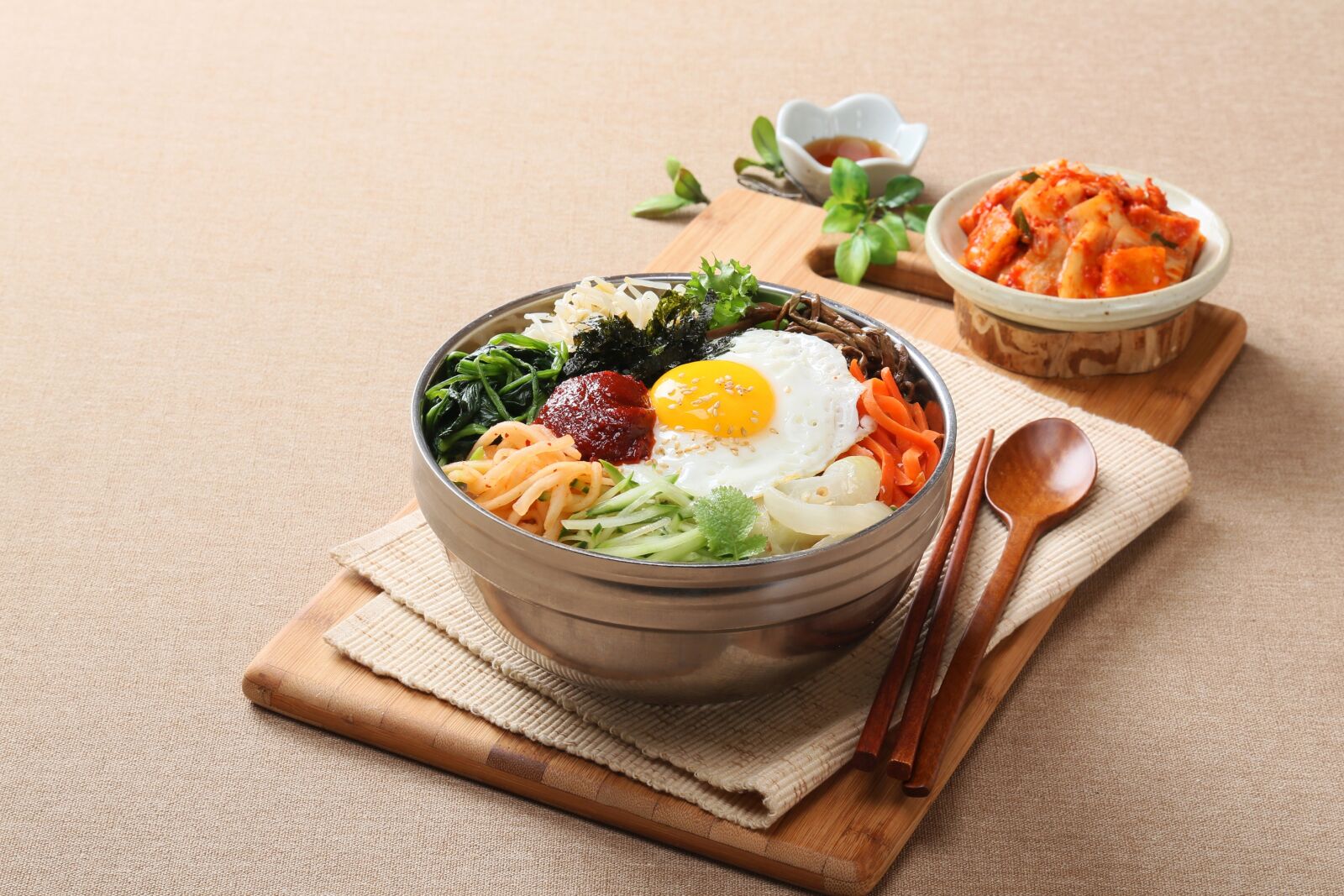 Canon EF 24-105mm F4L IS USM sample photo. Food photography, korean, bibimbap photography