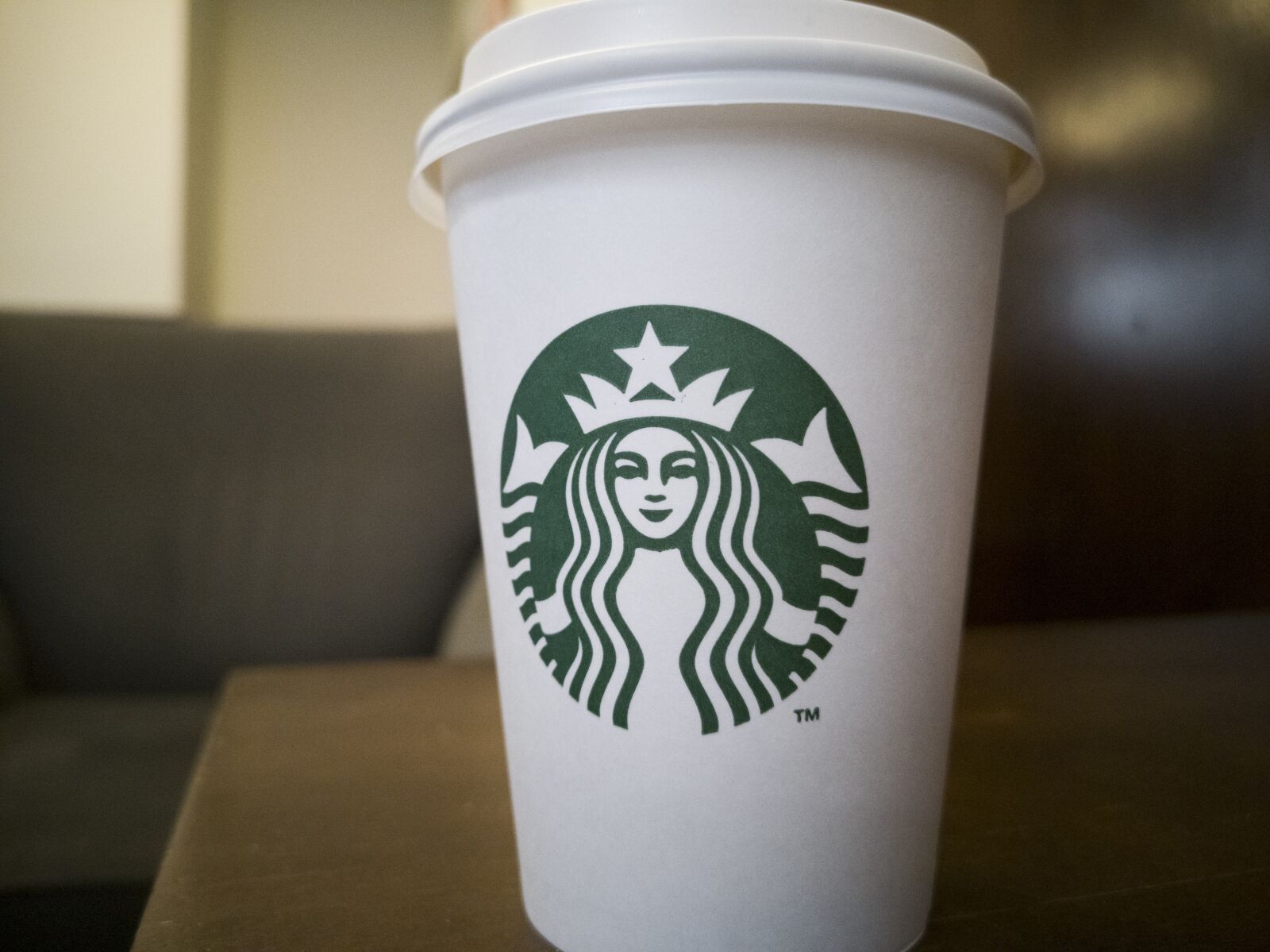 HUAWEI CLT-L09 sample photo. Starbucks, coffee, morning photography