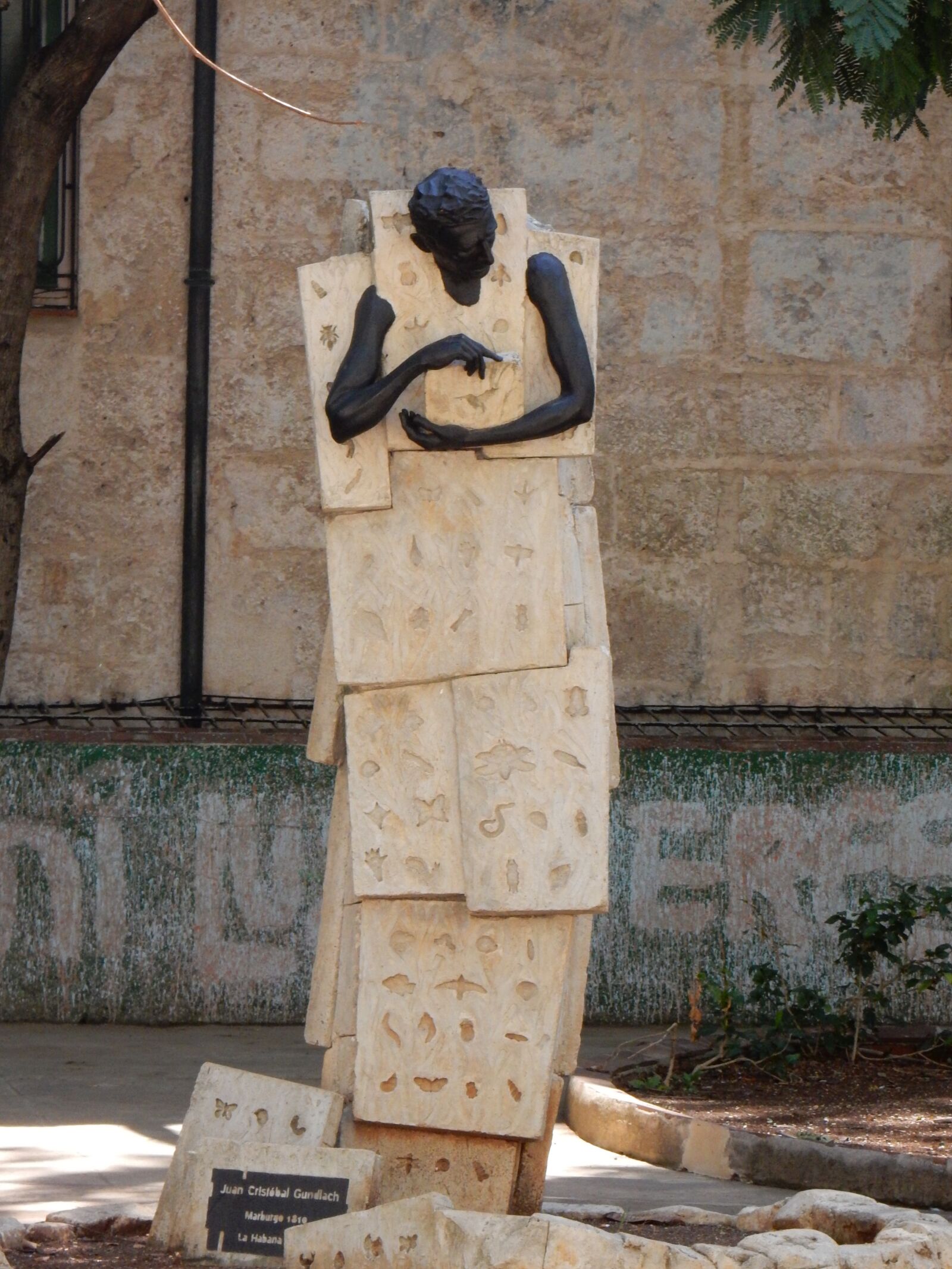 Nikon Coolpix S9900 sample photo. Sculpture, cuba, havana photography