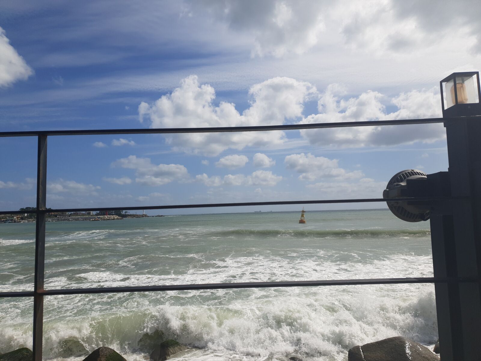 Samsung Galaxy S9+ sample photo. Sea view, sky, waves photography