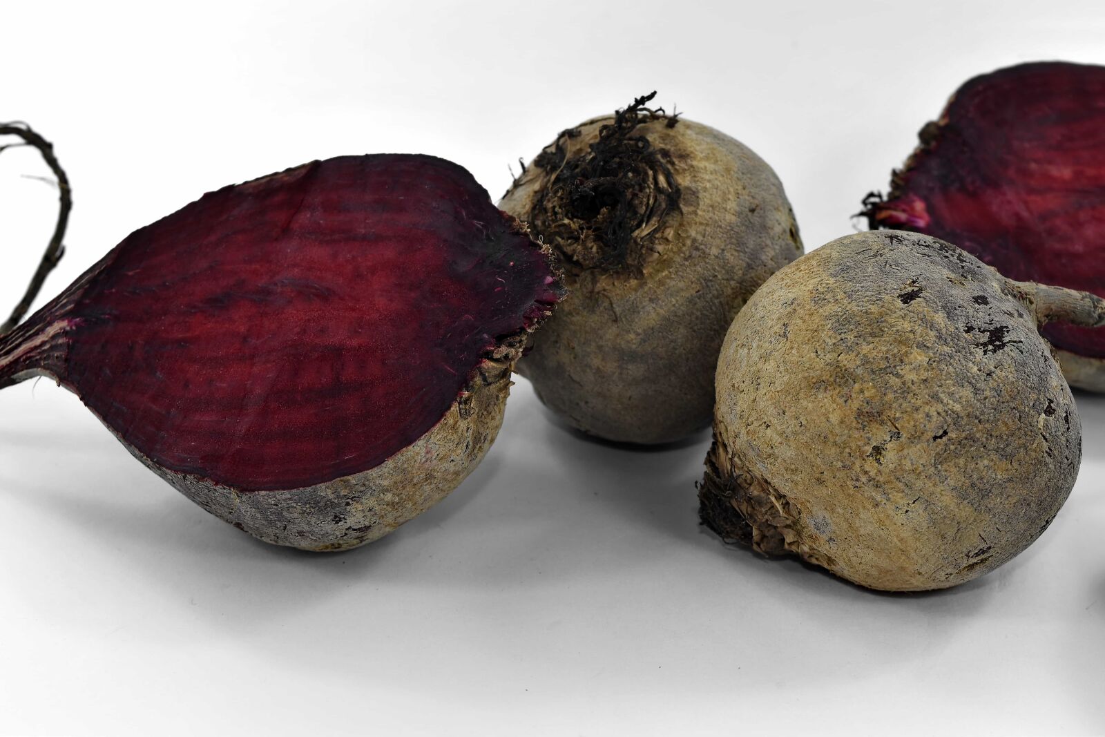 Nikon D5500 sample photo. Agriculture, beetroot, details, half photography