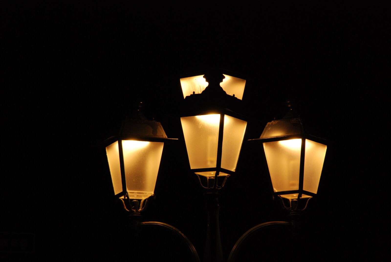 Nikon D80 sample photo. Night, evening, light photography