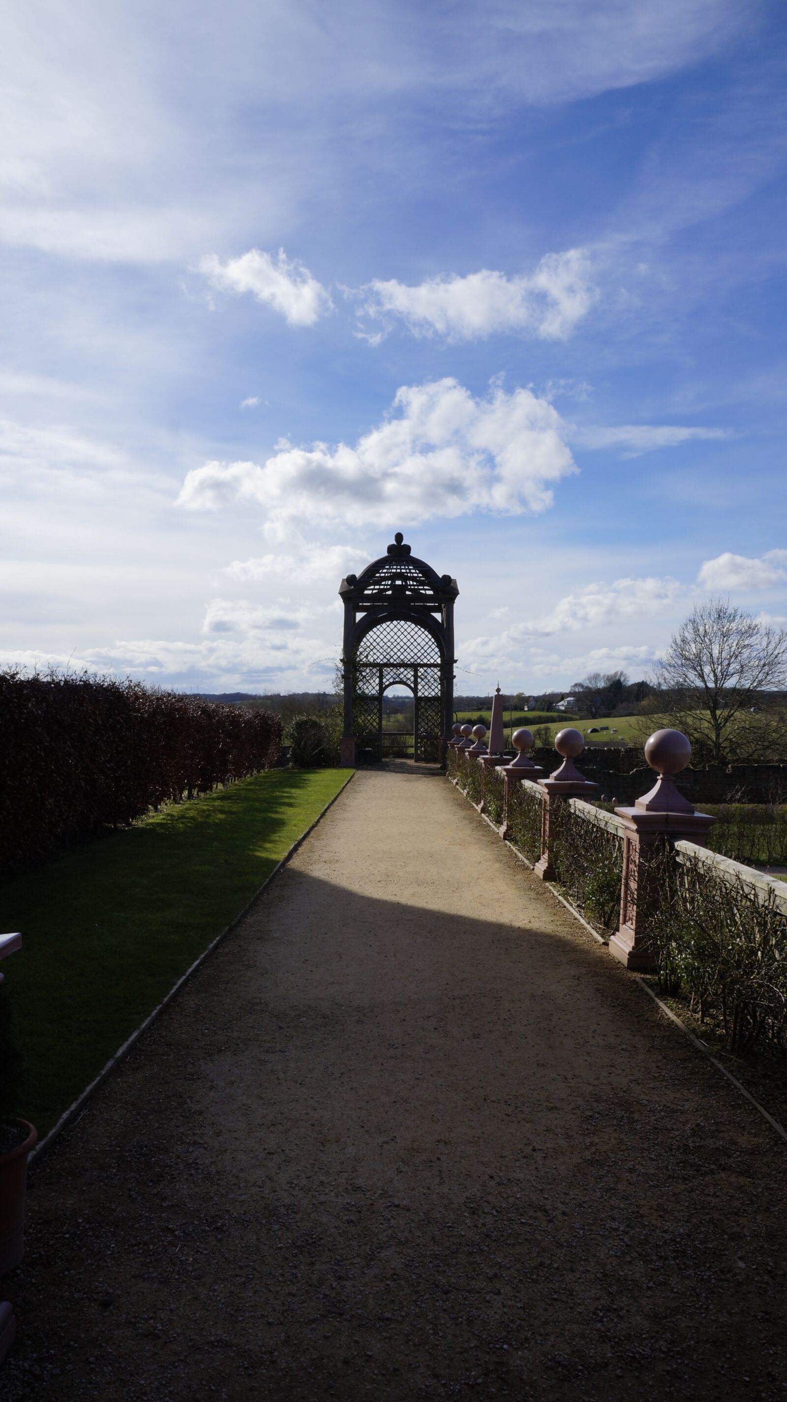 Sony Alpha a3000 sample photo. Gateway, gardens, castle photography