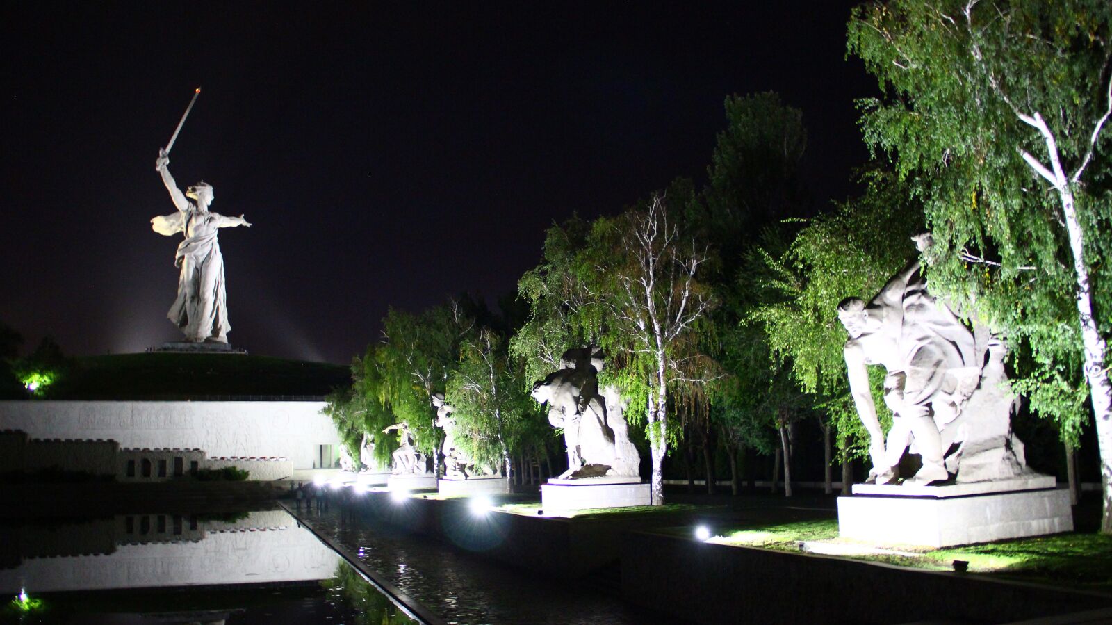 Canon EOS 600D (Rebel EOS T3i / EOS Kiss X5) sample photo. Volgograd, mother motherland, stalingrad photography