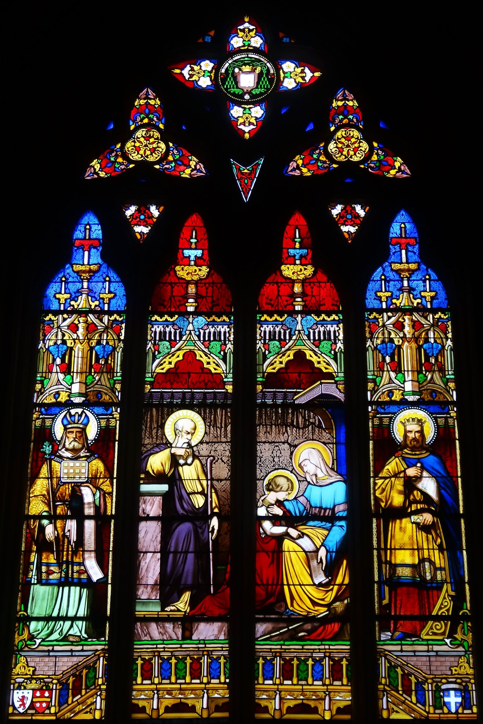 Sony Cyber-shot DSC-HX20V sample photo. Stained glass windows, colors photography