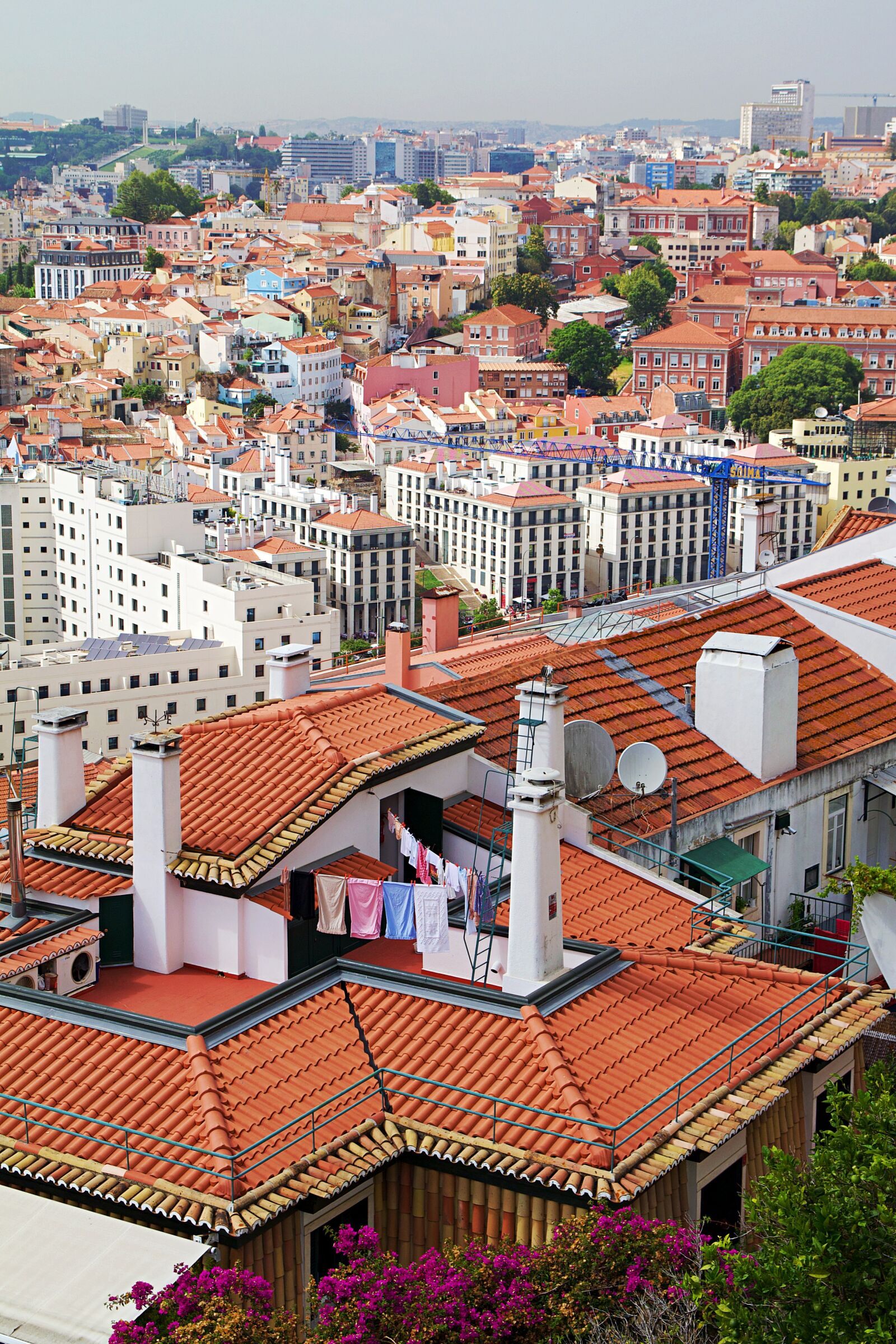 Canon EOS 600D (Rebel EOS T3i / EOS Kiss X5) sample photo. Portugal, lisbon, barrio alto photography