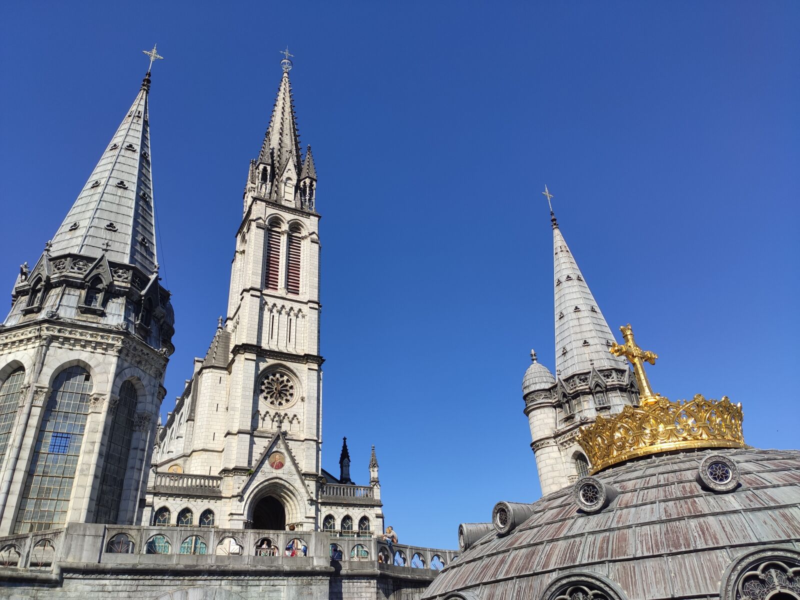 Xiaomi Mi 9T sample photo. Lourdes, dome, france photography