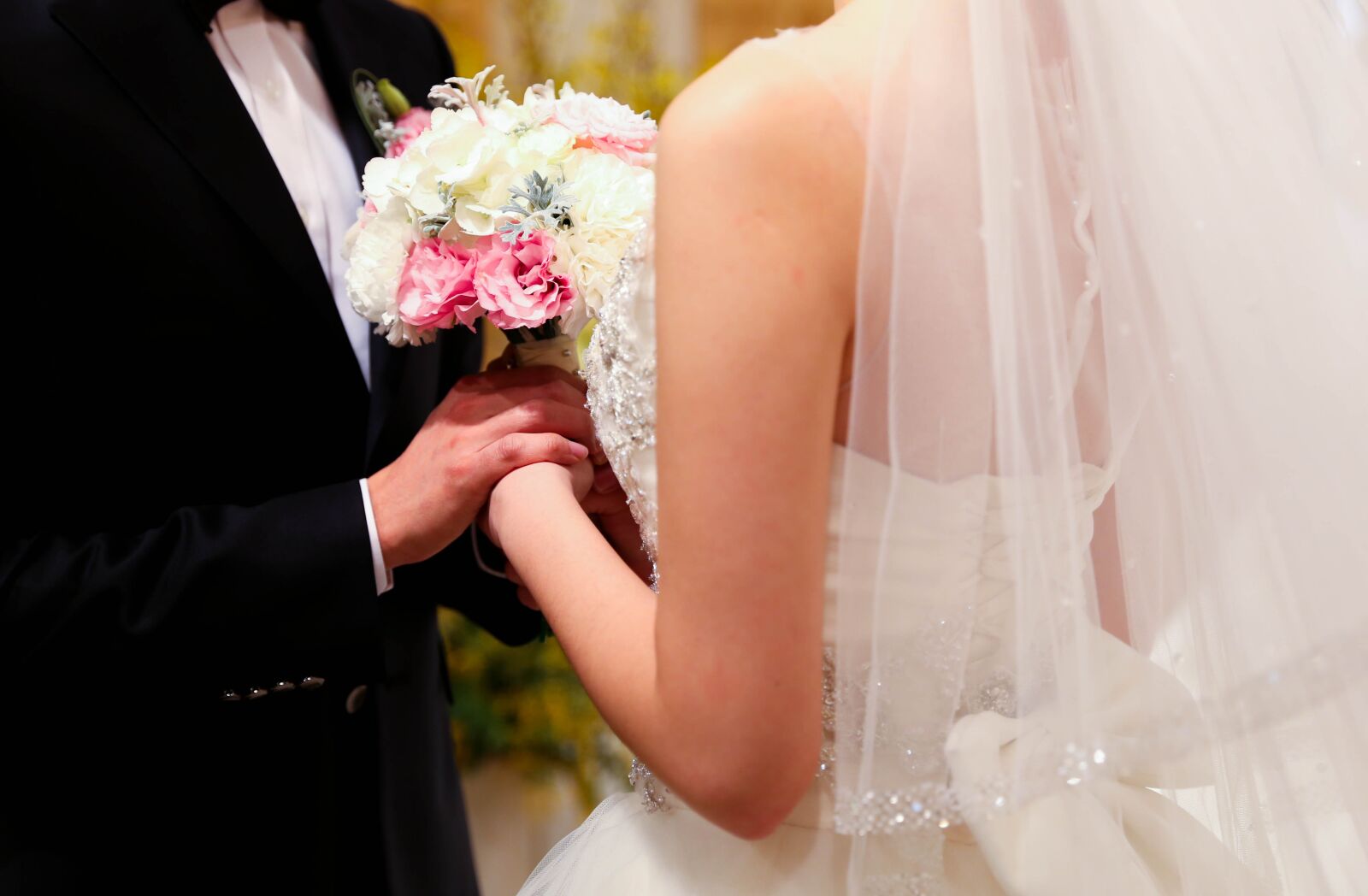 Canon EOS 6D sample photo. Dress up, bouquet, marriage photography