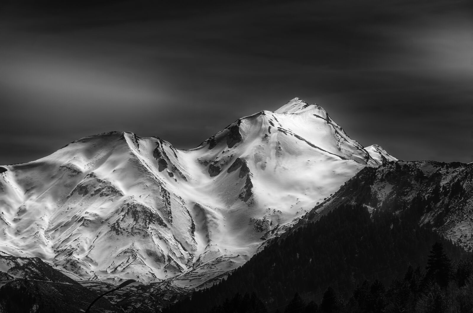 Nikon D7000 sample photo. Mountain, peak, bw photography