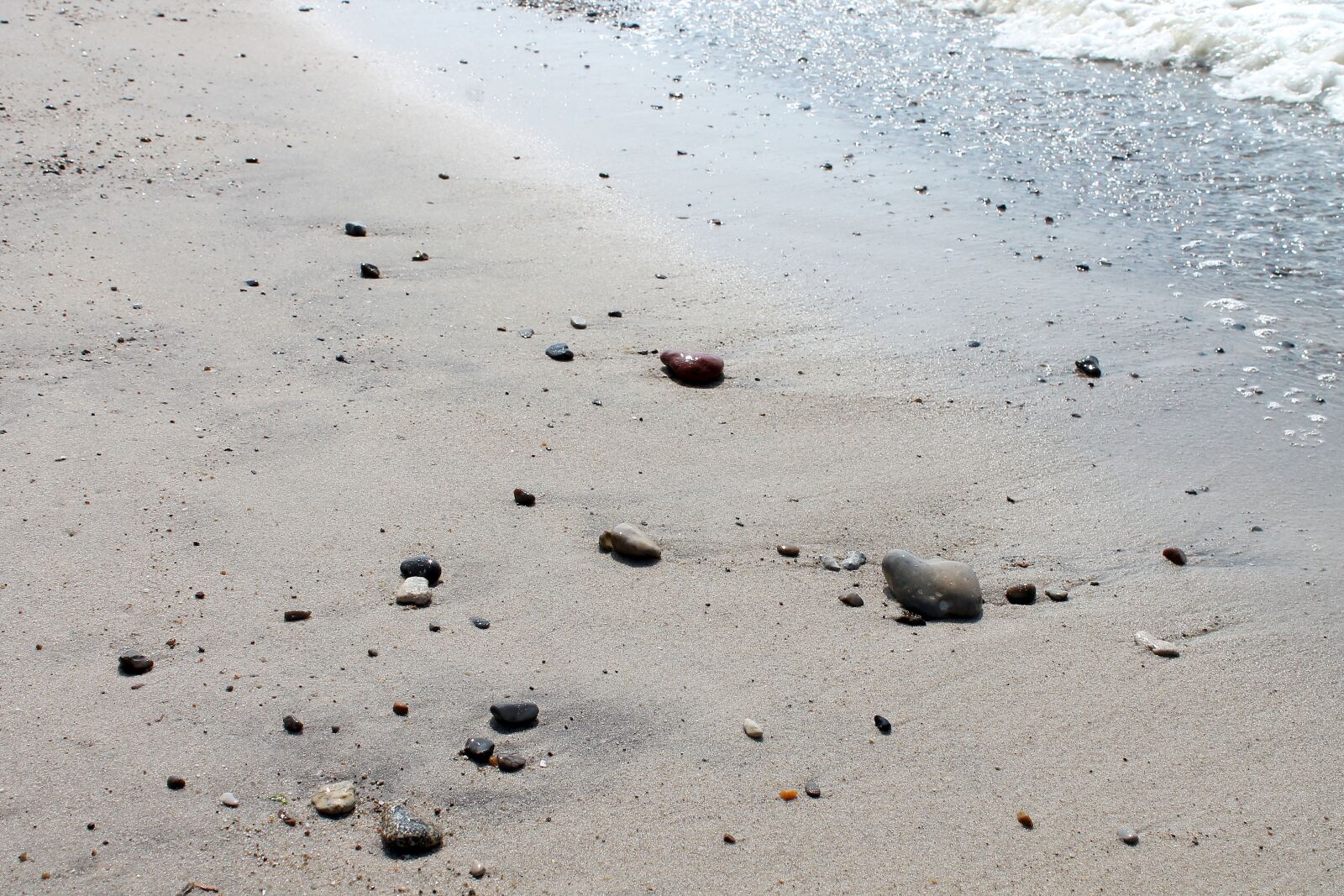 Canon EOS 1100D (EOS Rebel T3 / EOS Kiss X50) sample photo. Beach, sand, summer photography