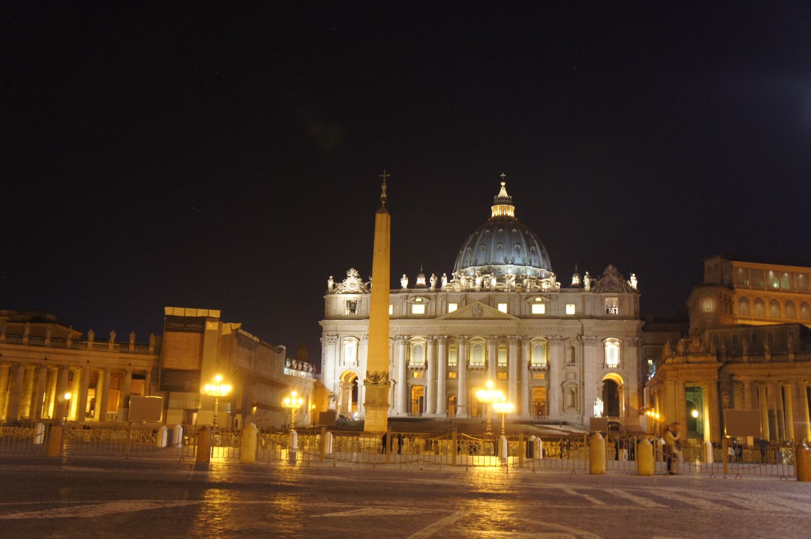 Sony Alpha NEX-C3 + Sony E 18-55mm F3.5-5.6 OSS sample photo. The vatican, architecture, cathedral photography