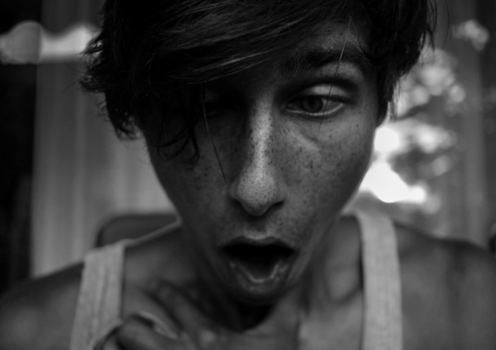 Canon EF-S 24mm F2.8 STM sample photo. Human, puke, choking photography