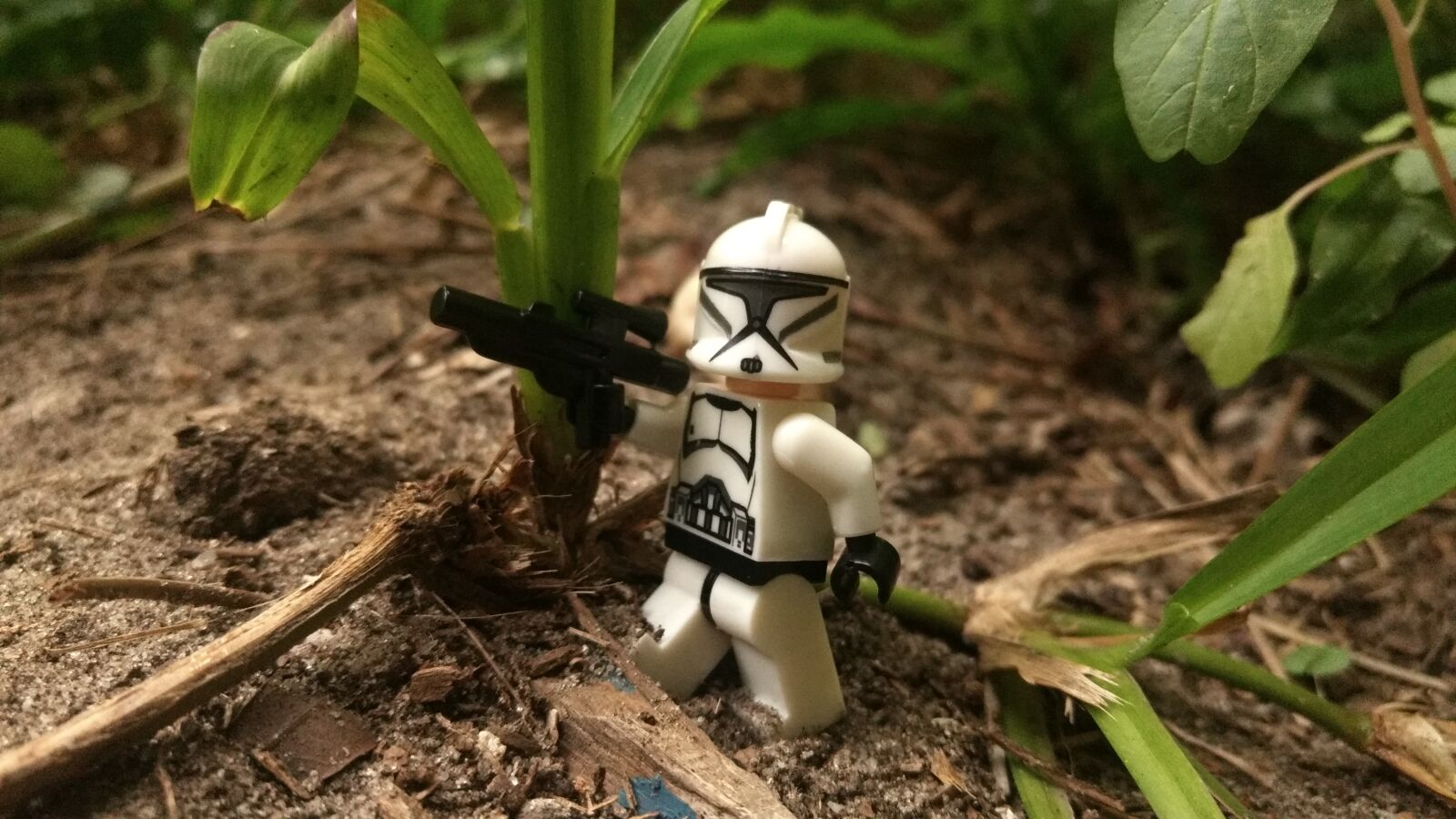 Motorola Moto G (4) sample photo. Lego, stormtrooper photography