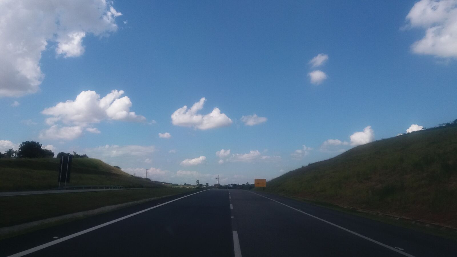 Samsung Galaxy J5 sample photo. Trip, estrada, sol photography