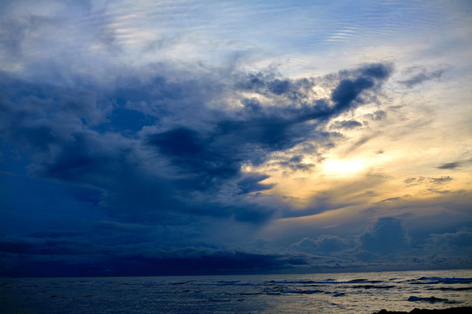 Canon EOS 5D sample photo. Sunset, blue, blue hour photography