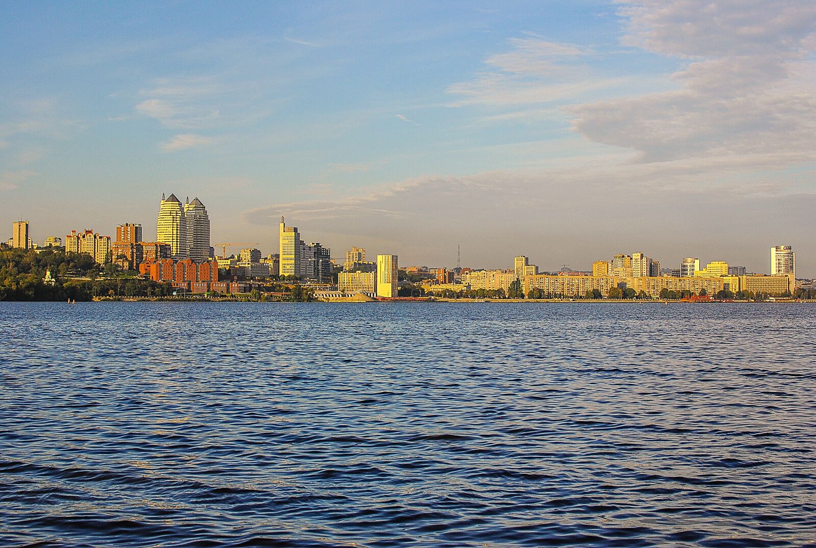Nikon D3000 sample photo. City, river, water photography
