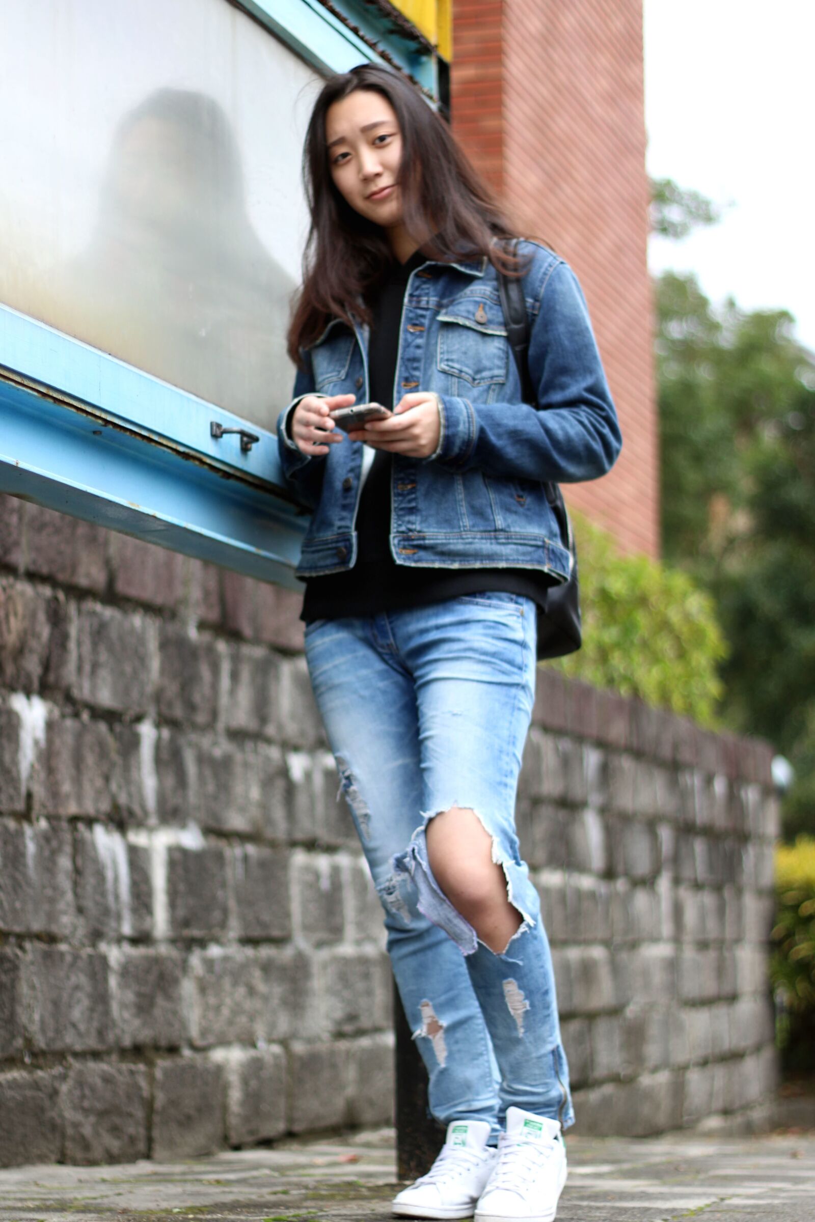 Canon EOS 70D + Canon EF 50mm F1.8 II sample photo. Urban, asian woman, young photography