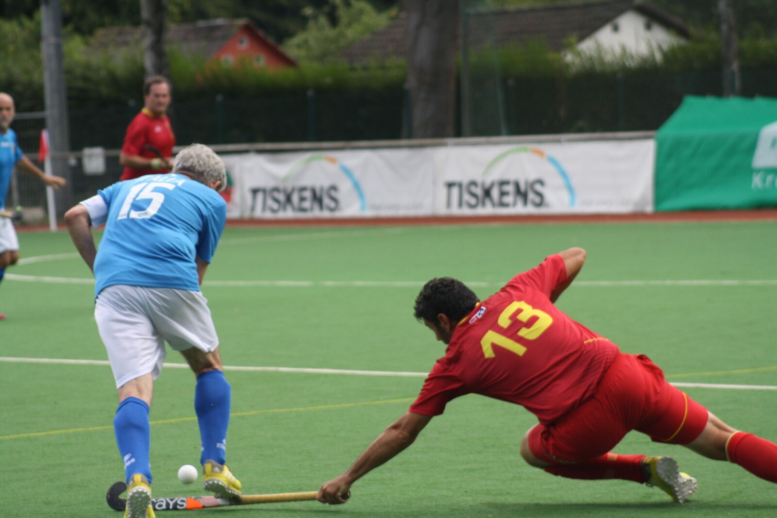 Canon EOS 1000D (EOS Digital Rebel XS / EOS Kiss F) sample photo. Hockey, sport, tackle photography