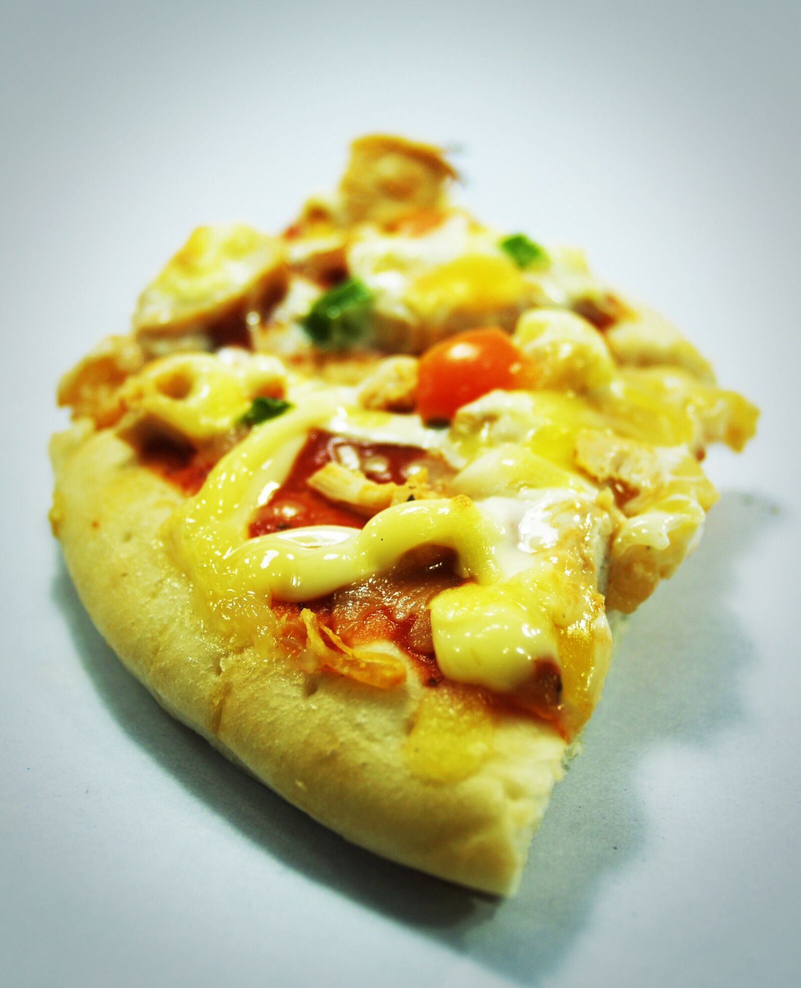 Olympus E-300 (EVOLT E-300) sample photo. Pizza, slice, pepperoni photography