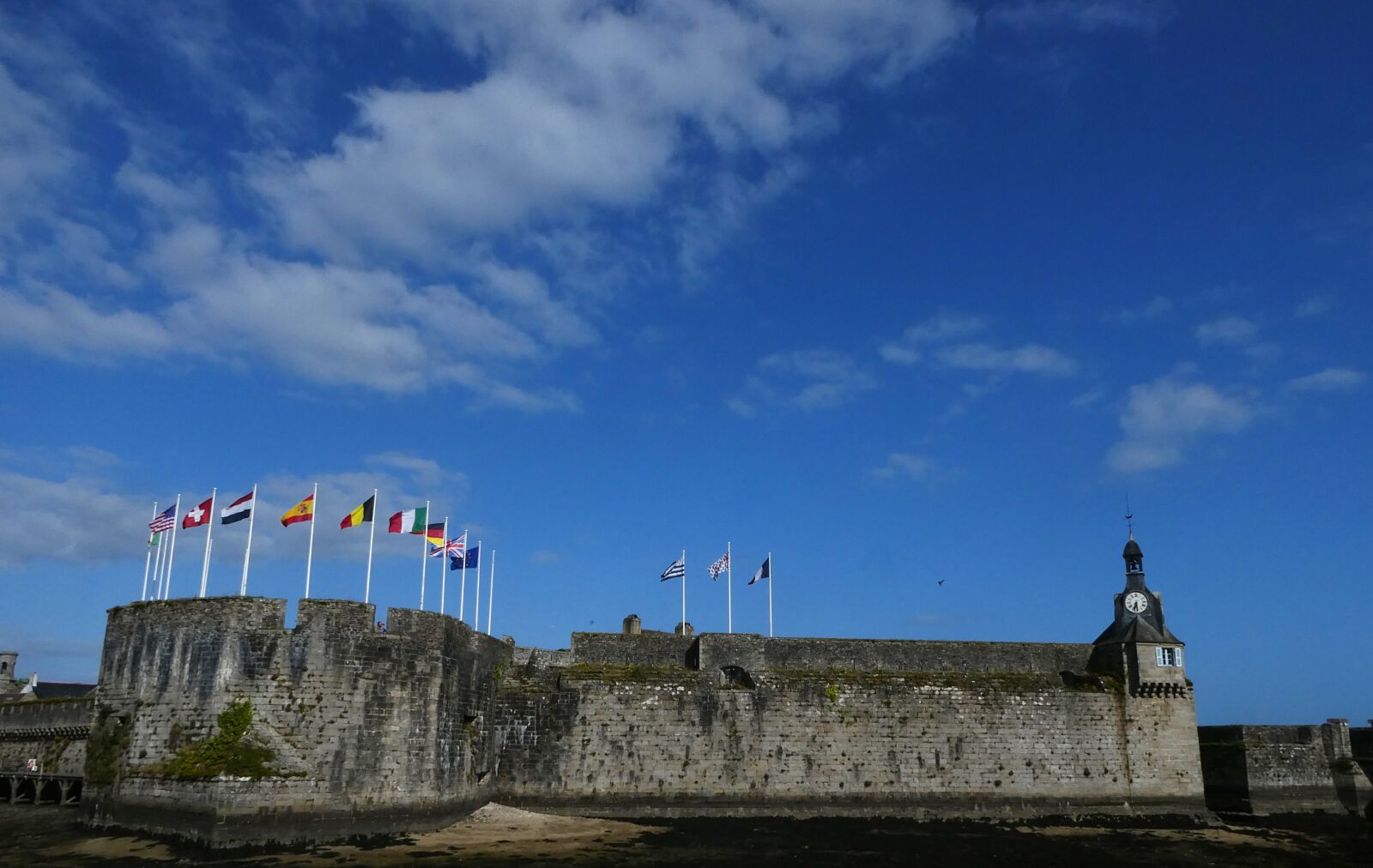 Panasonic DMC-TZ81 sample photo. Bretagne, france, clouds photography