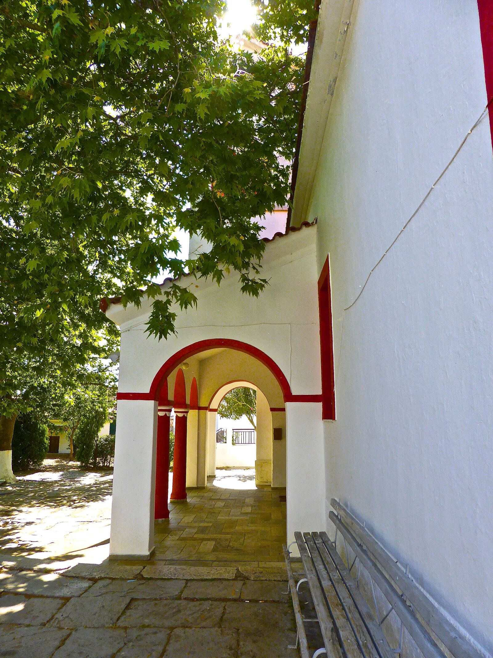 Panasonic DMC-TZ41 sample photo. Veranda, archway, annex photography