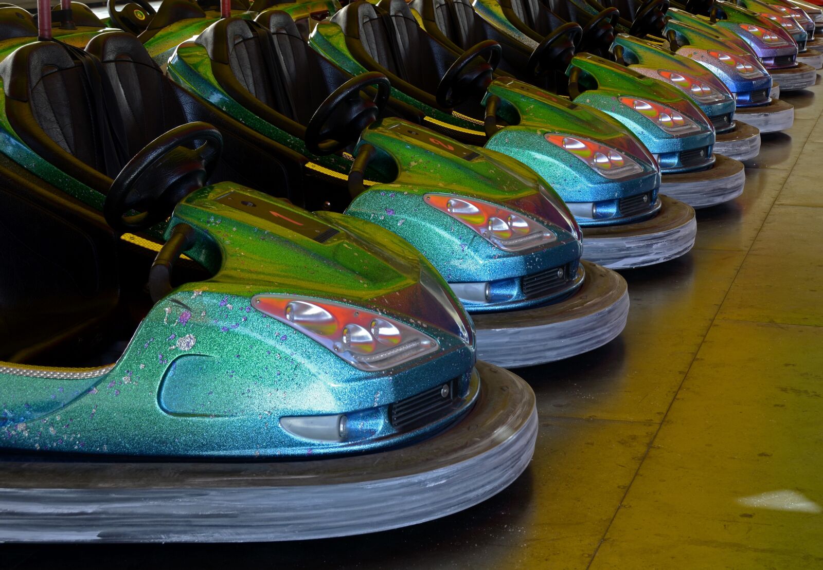 Nikon D7100 sample photo. Bumper cars, electric cars photography