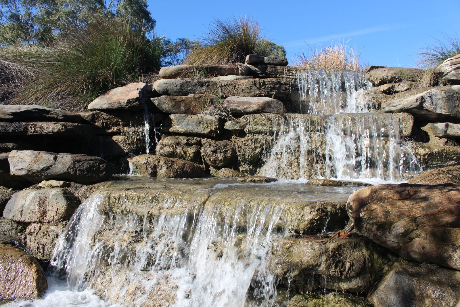 Canon EOS 700D (EOS Rebel T5i / EOS Kiss X7i) sample photo. Water feature, cascade, landscaping photography