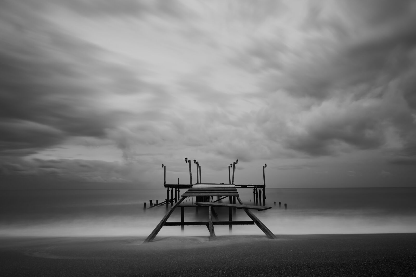 Sony a7R II sample photo. Iskele, black and white photography