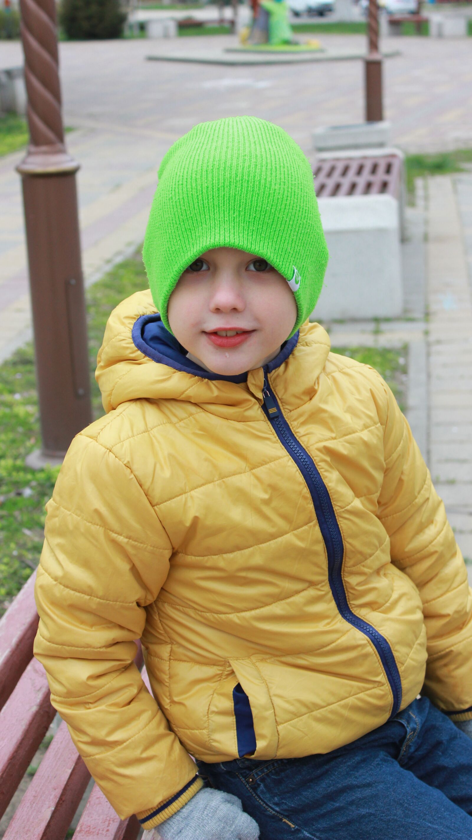 Canon EOS 600D (Rebel EOS T3i / EOS Kiss X5) sample photo. Guy, kid, boy photography