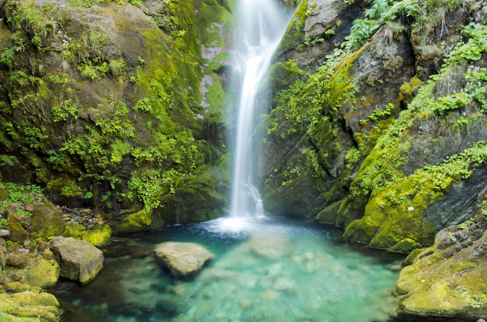 Nikon D5100 sample photo. Waterfall, water, landscape photography