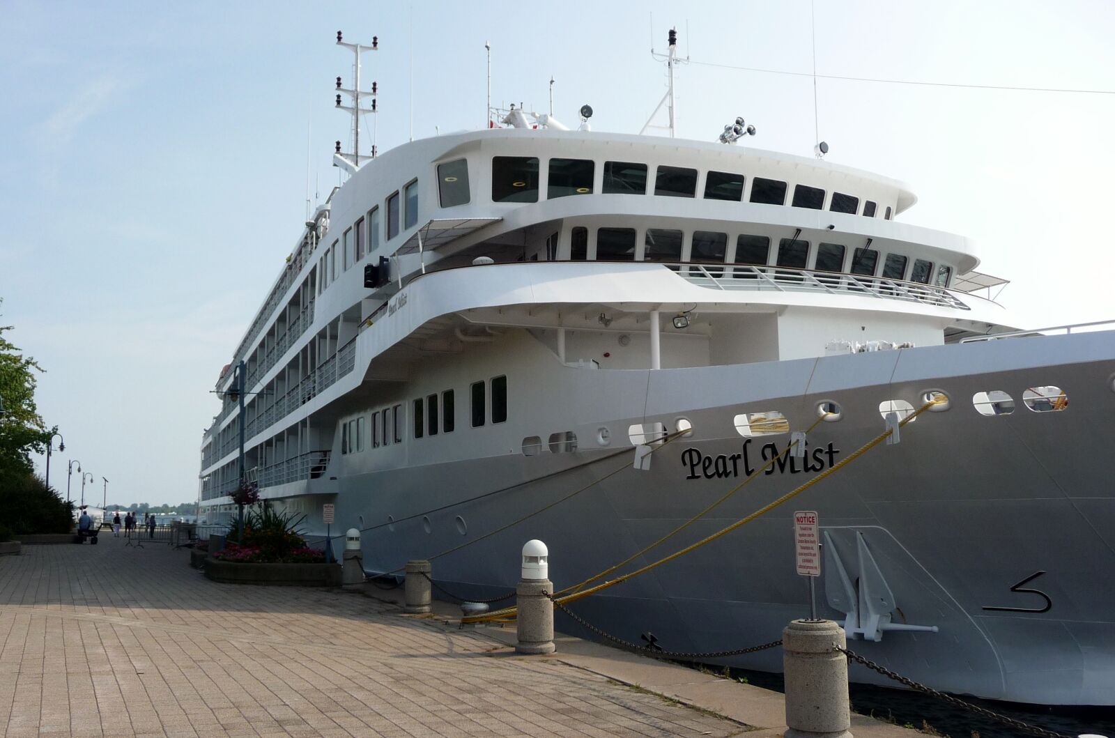 Panasonic Lumix DMC-TZ4 sample photo. Cruise ship, pearl mist photography
