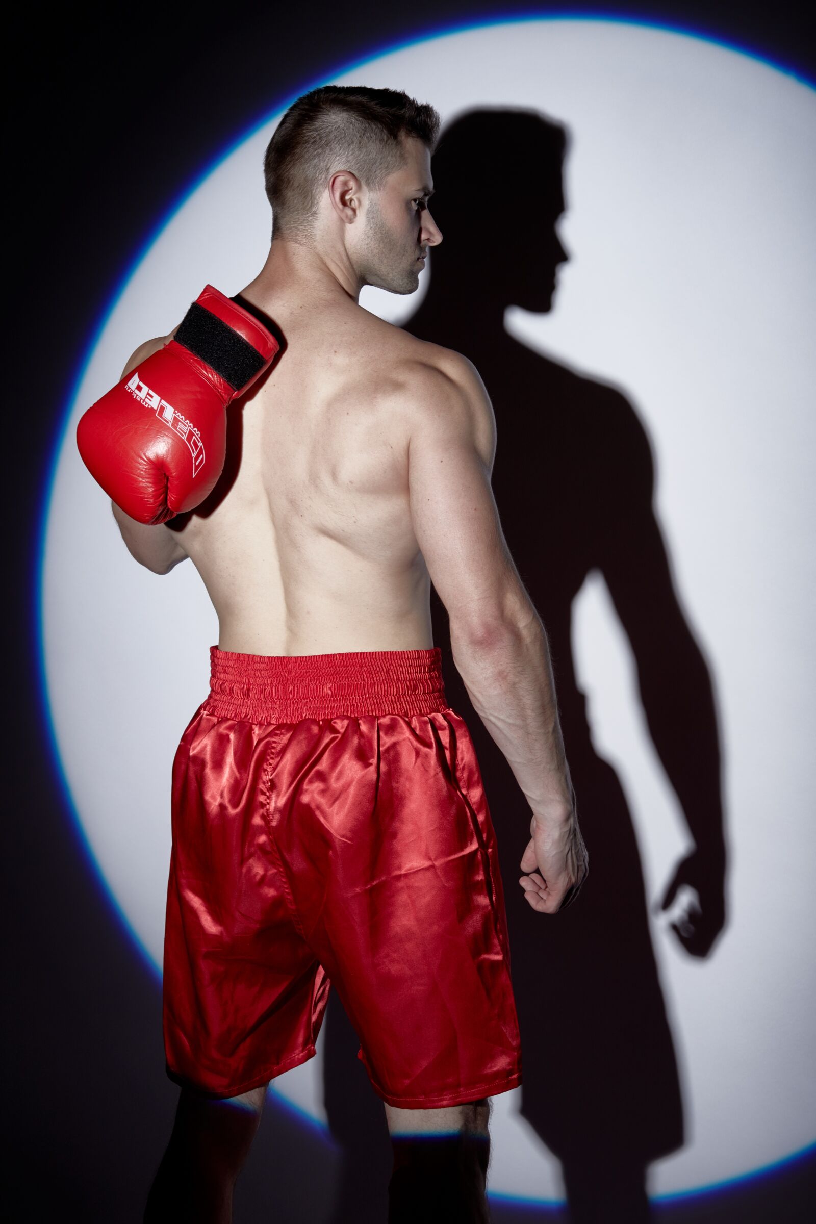 Canon EOS 6D Mark II + Canon EF 85mm F1.8 USM sample photo. Boxing, sport, sports photography