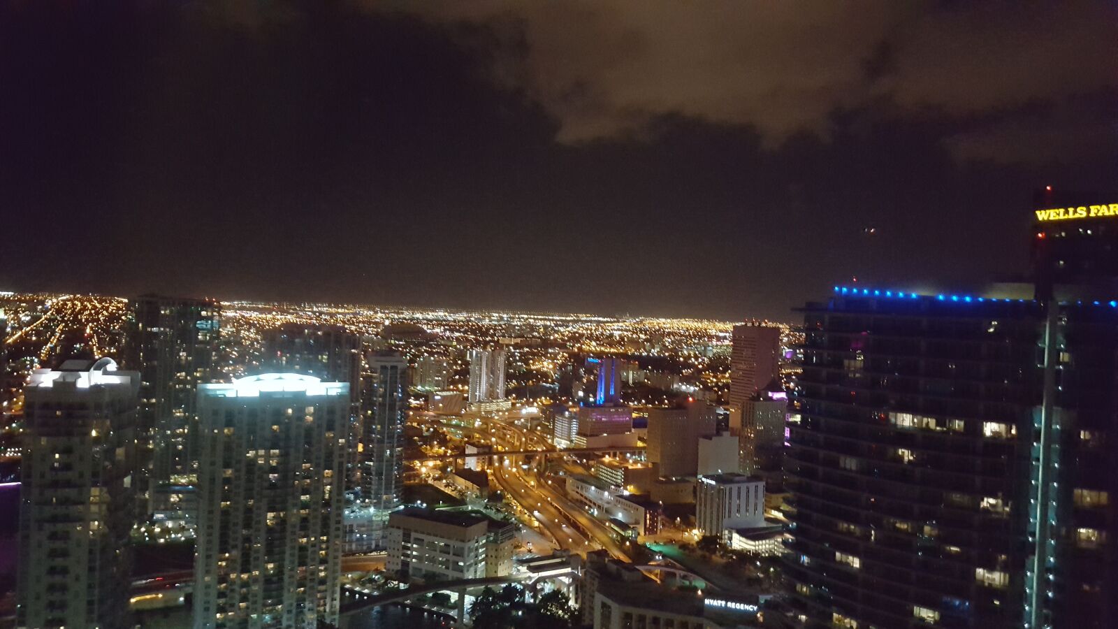 Samsung Galaxy S6 sample photo. View, city, skyline photography