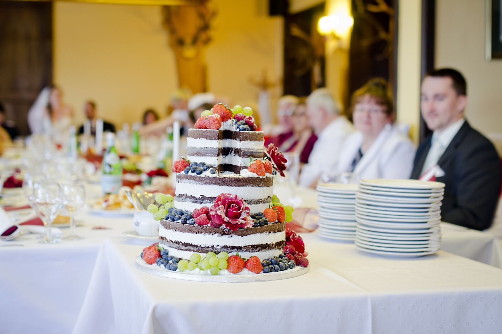 Nikon D7000 sample photo. Wedding, cake, celebration photography