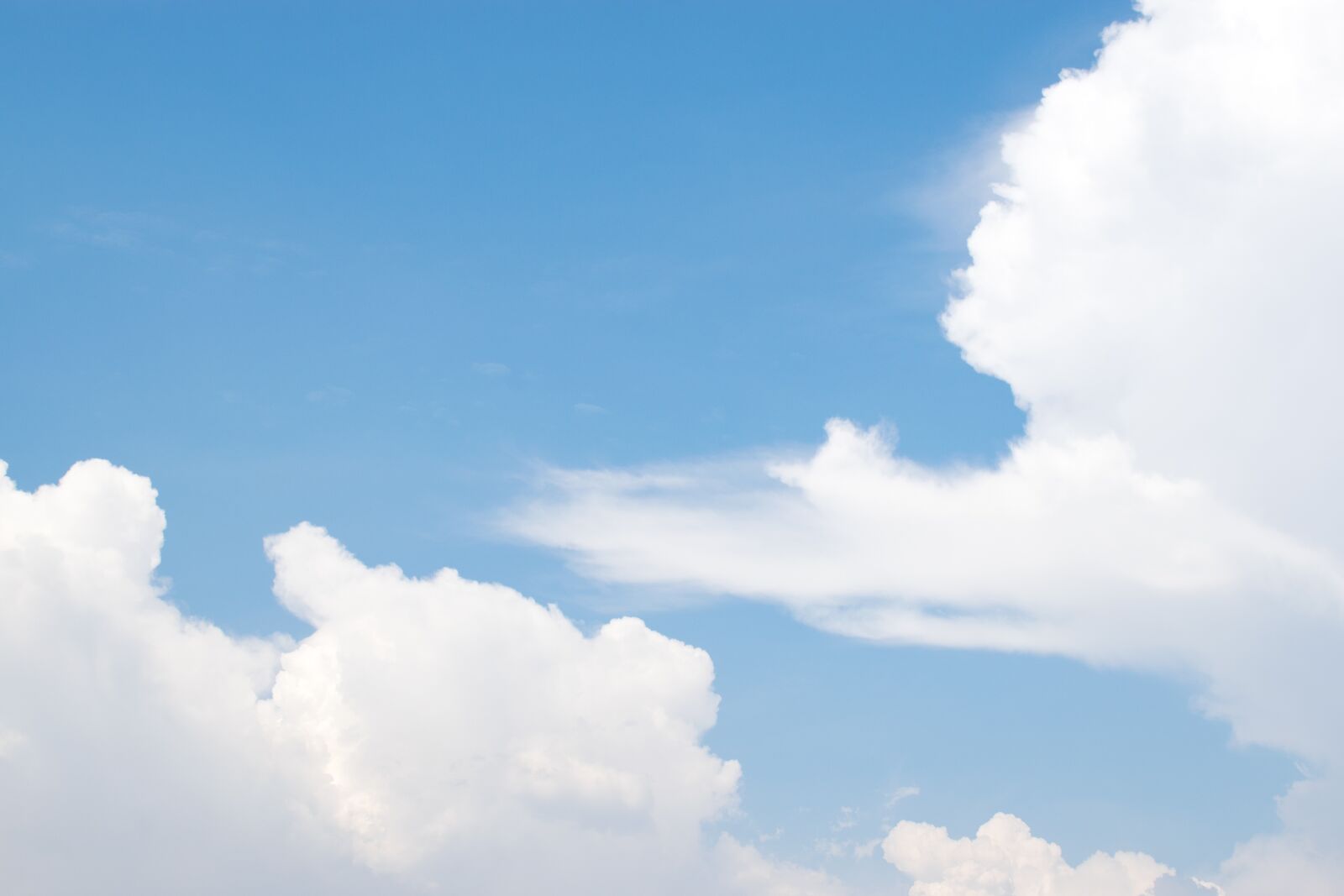 Nikon D5300 sample photo. Cloud, sky, blue sky photography