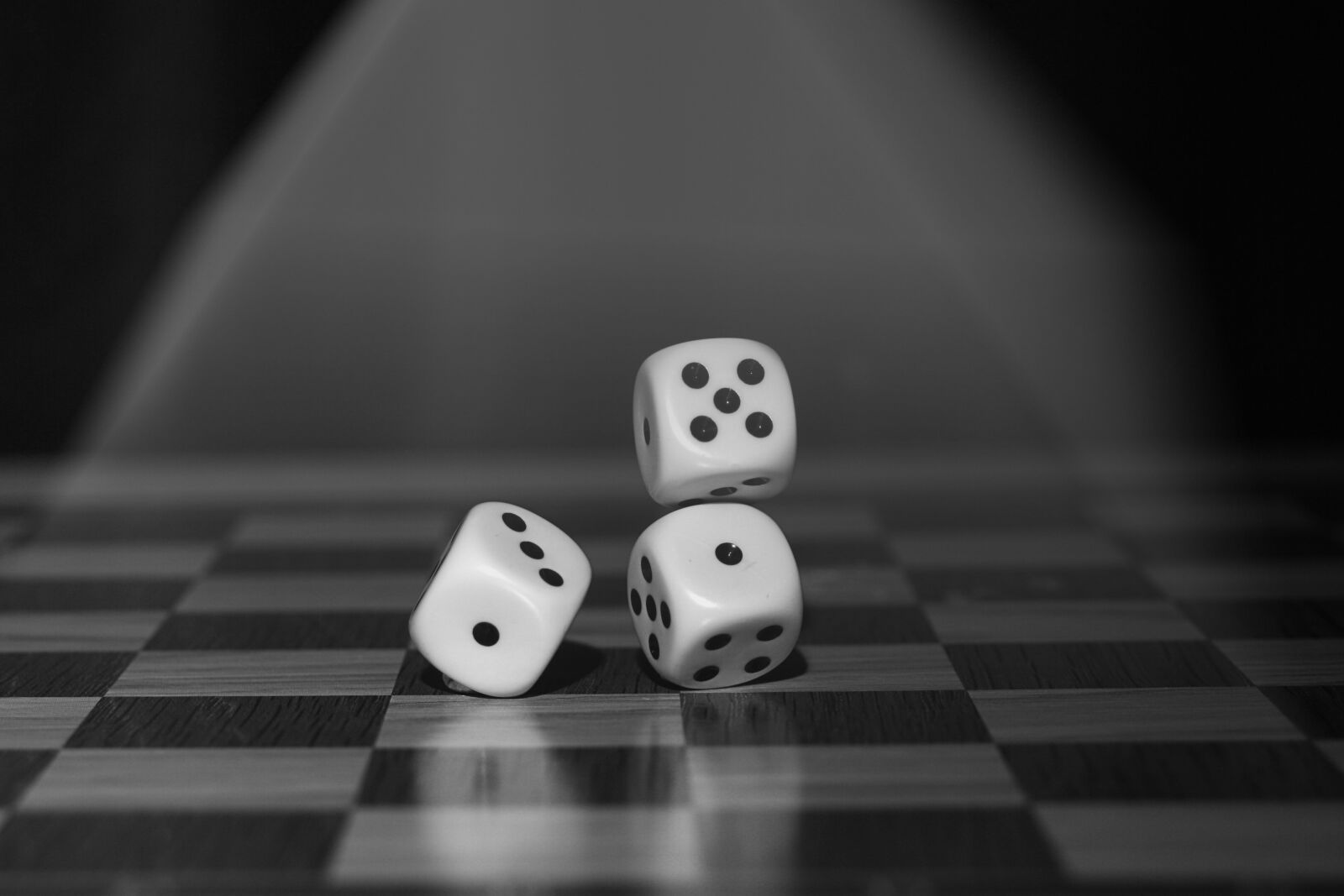 Canon EOS 1000D (EOS Digital Rebel XS / EOS Kiss F) sample photo. Roll the dice, craps photography