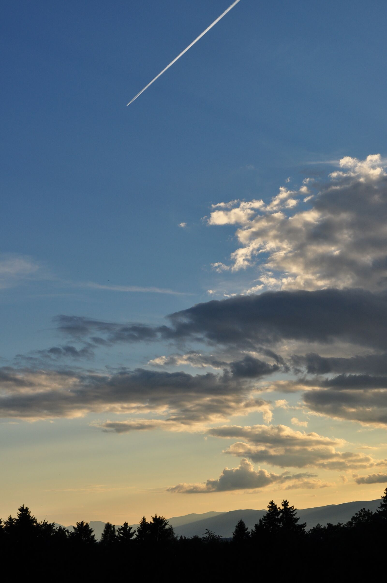 Nikon D5000 sample photo. Aircraft, line flyer, flying photography