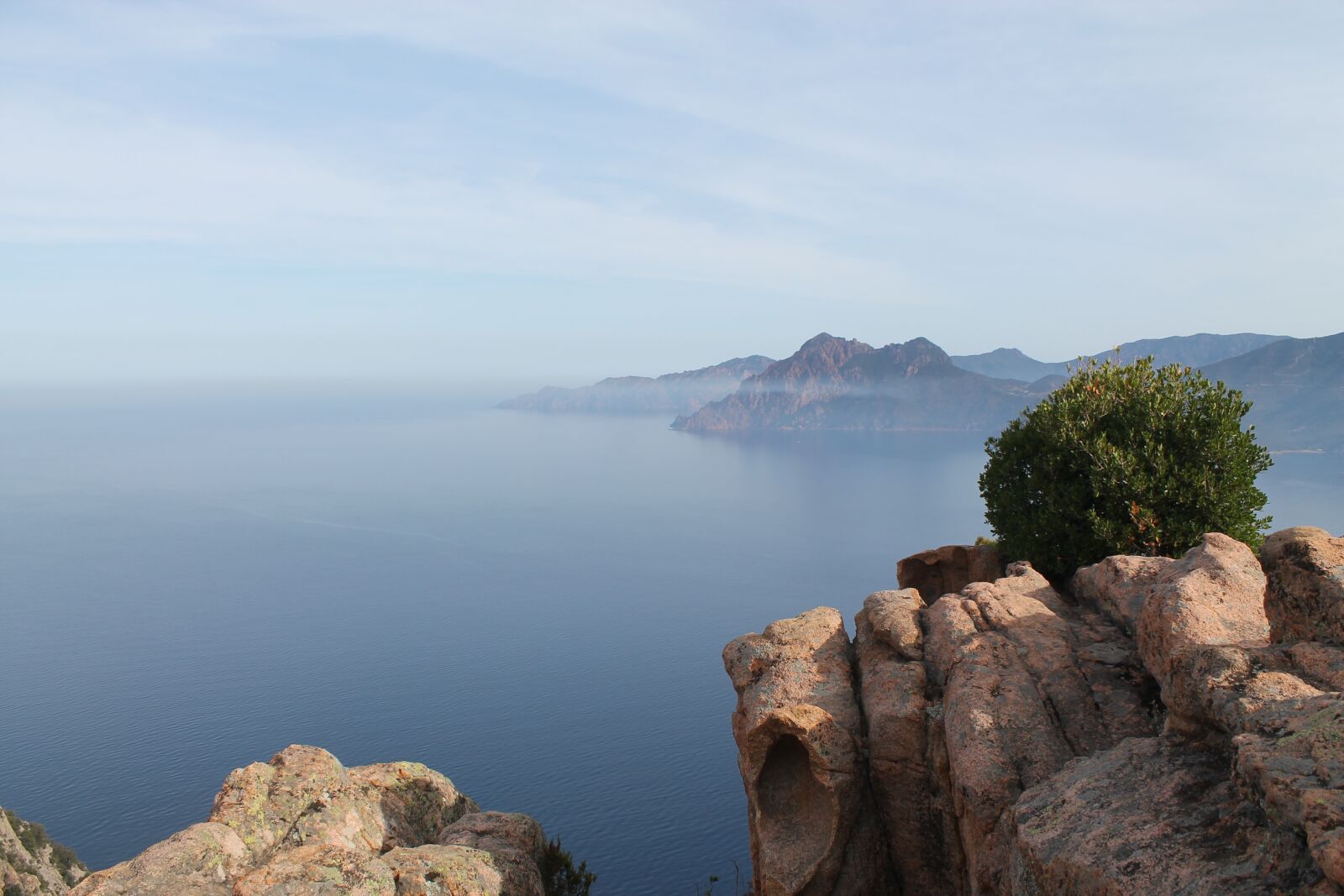 Canon EOS 1100D (EOS Rebel T3 / EOS Kiss X50) sample photo. Piana, port, corsican photography